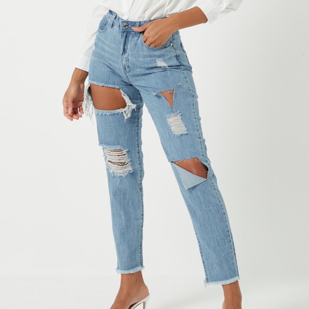 MISSGUIDED Riot High Rise Slot Rip Mom Jeans